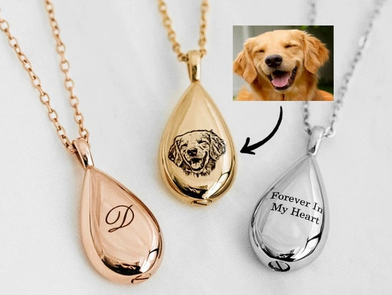 Pet Love and Custom Jewelry: The Perfect Blend of Affection and Personalization