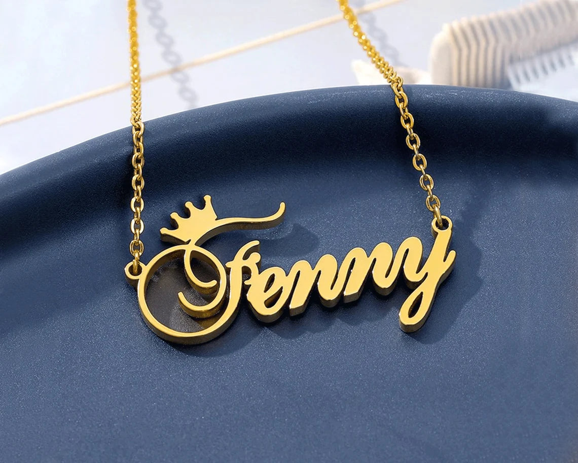 Crown Necklace Customized Name Couple Gift