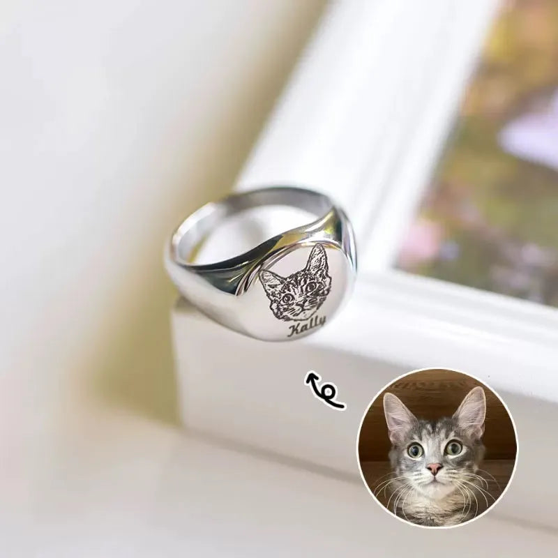 Pet Portrait Signet Ring