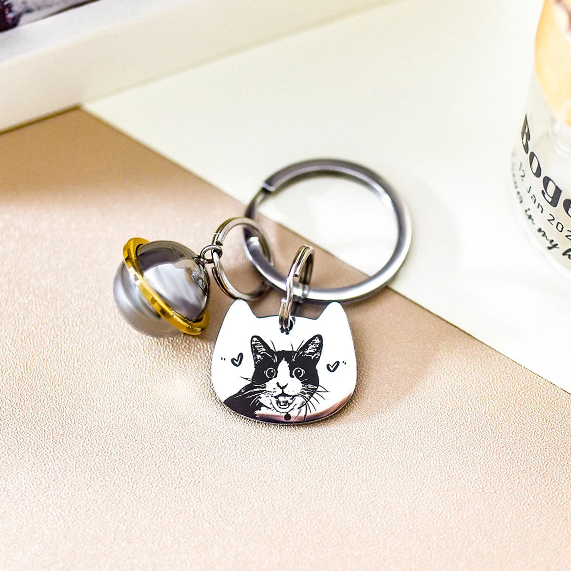 Customized Pet Fur & Portrait Keychains