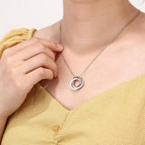 Interlocking Rings Name Necklace